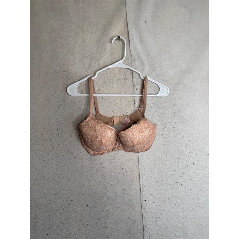 Victoria Secret Body by Victoria Lined Demi Bra Peach Floral Lace 32DDD